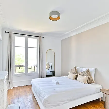 Lumineux Banlieue Parisienne - Apartment Puteaux