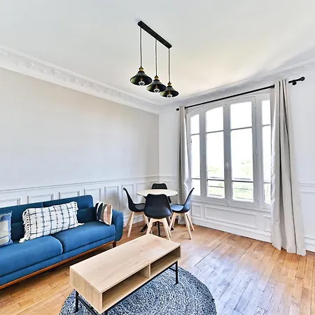 Apartment Lumineux Banlieue Parisienne -